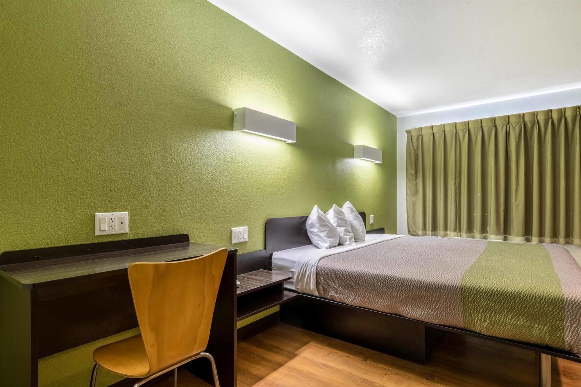 Motel 6-Redlands, Ca מראה חיצוני תמונה