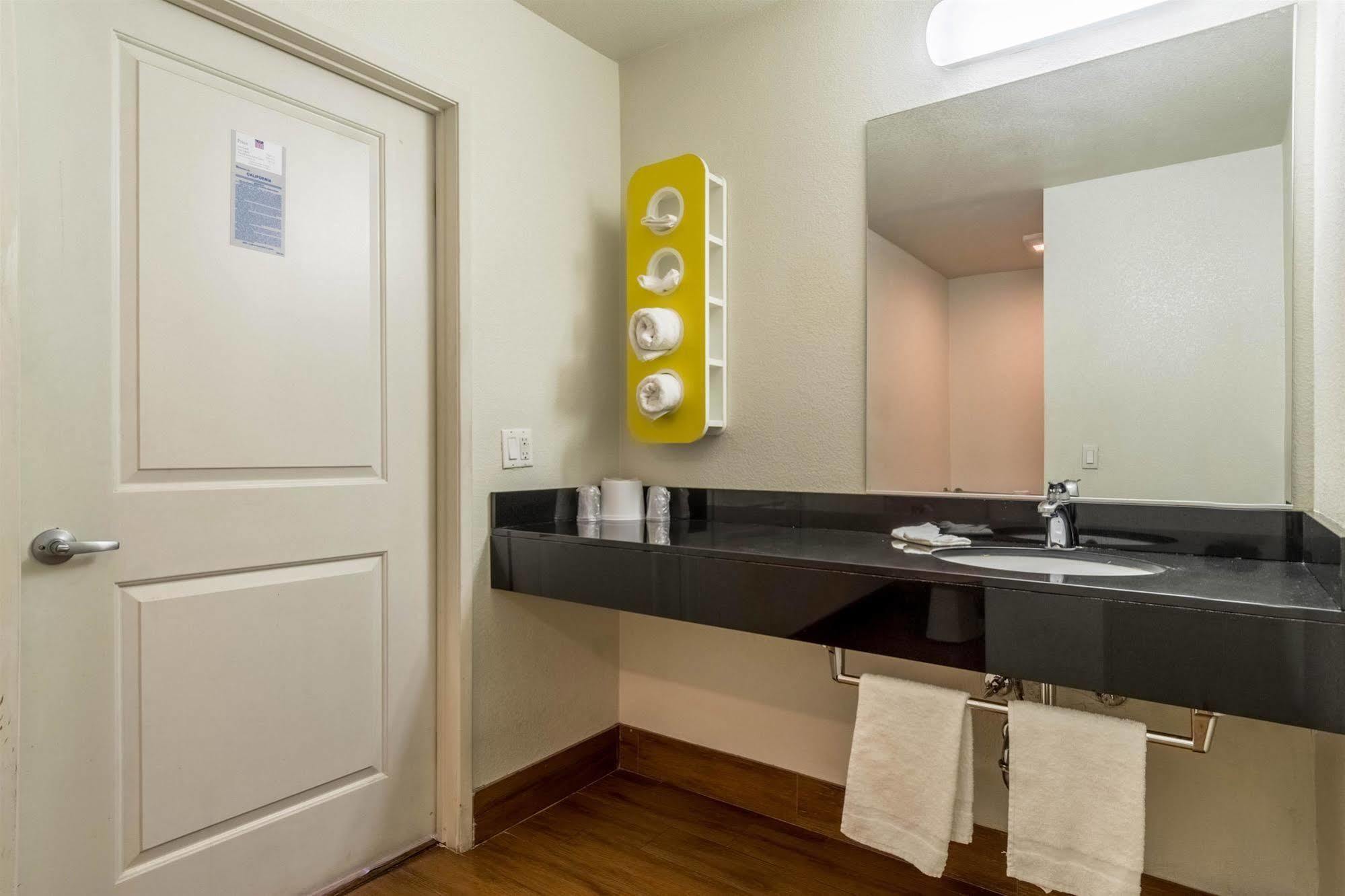 Motel 6-Redlands, Ca מראה חיצוני תמונה